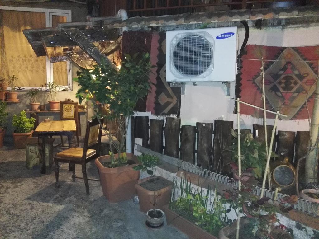 Lea Guest House Tbilisi Exterior foto